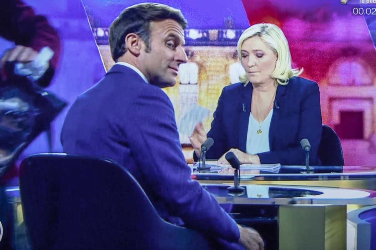 Bầu cử Tổng thống Pháp: Bà Marine Le Pen công kích ông Macron “ngạo mạn”